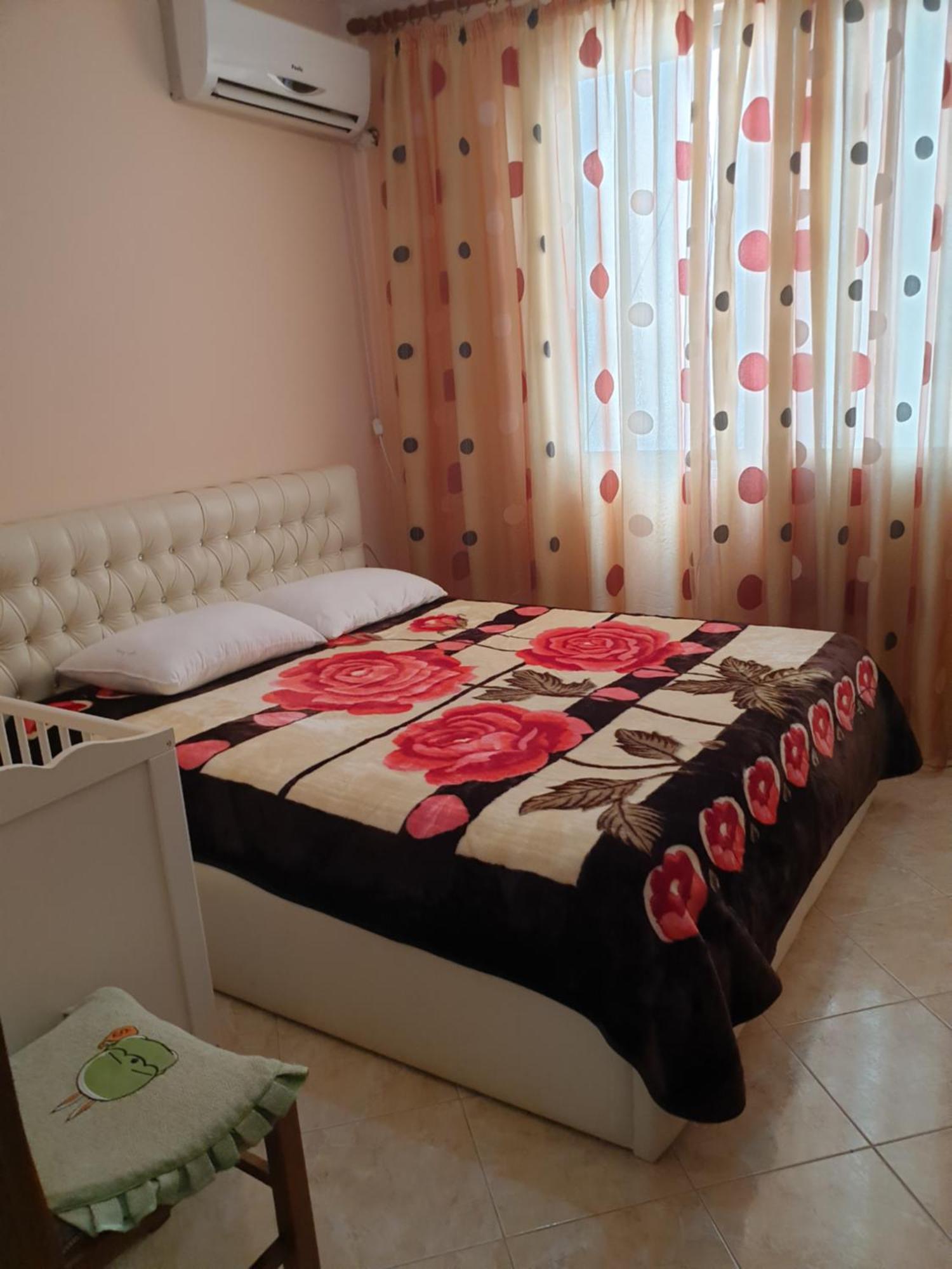 2 Bedroom 100m From *