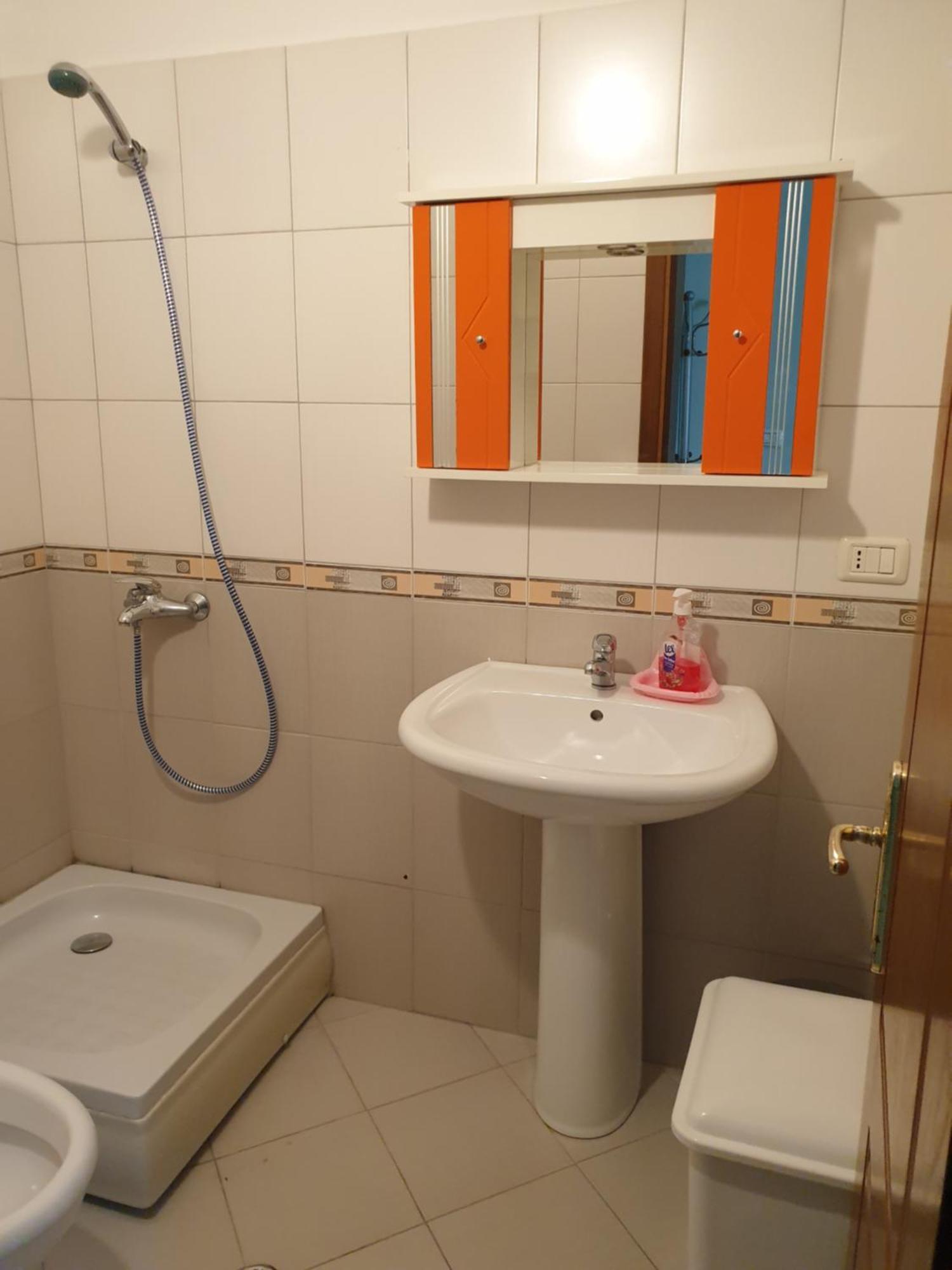 Appartement 2 Bedroom 100m From Sarandë
