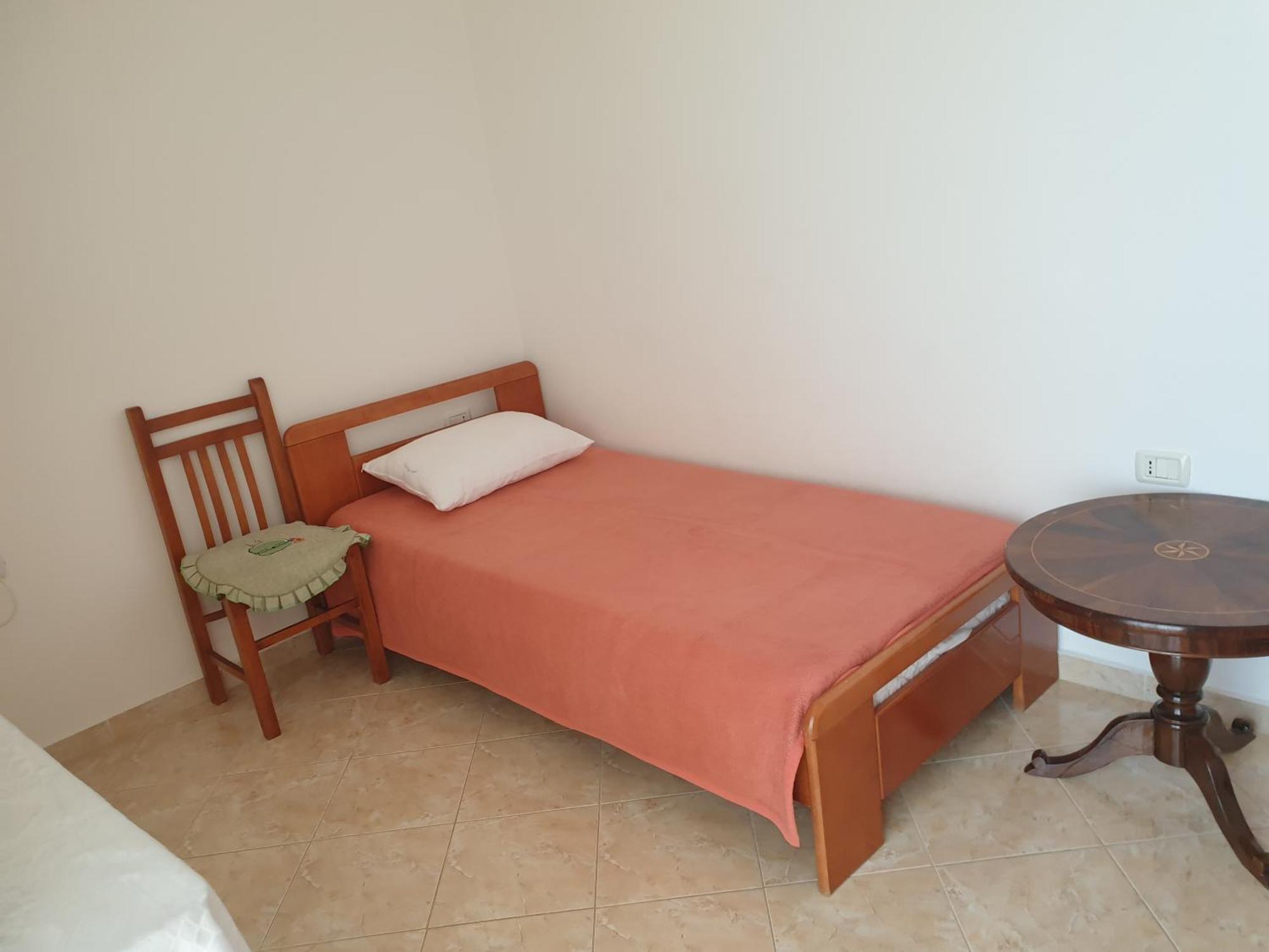 2 Bedroom 100m From Sarandë