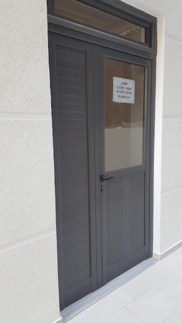 2 Bedroom 100m From Apartament Saranda